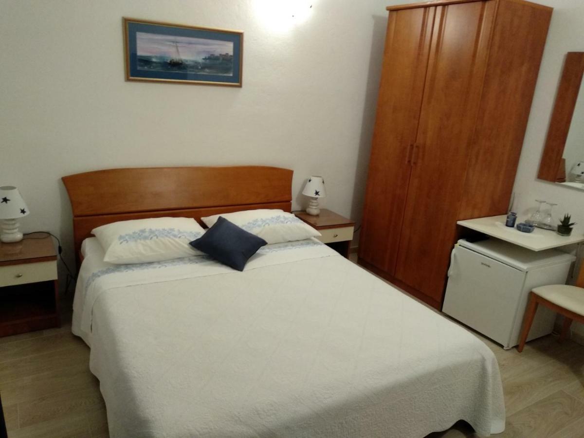 Apartments&Rooms Nikša 伯德古拉 外观 照片